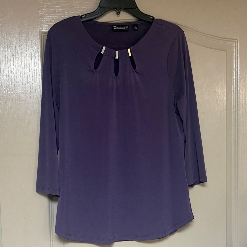 NY&Co Elegant Women's Blouse in Rich Purple with Keyhole Design